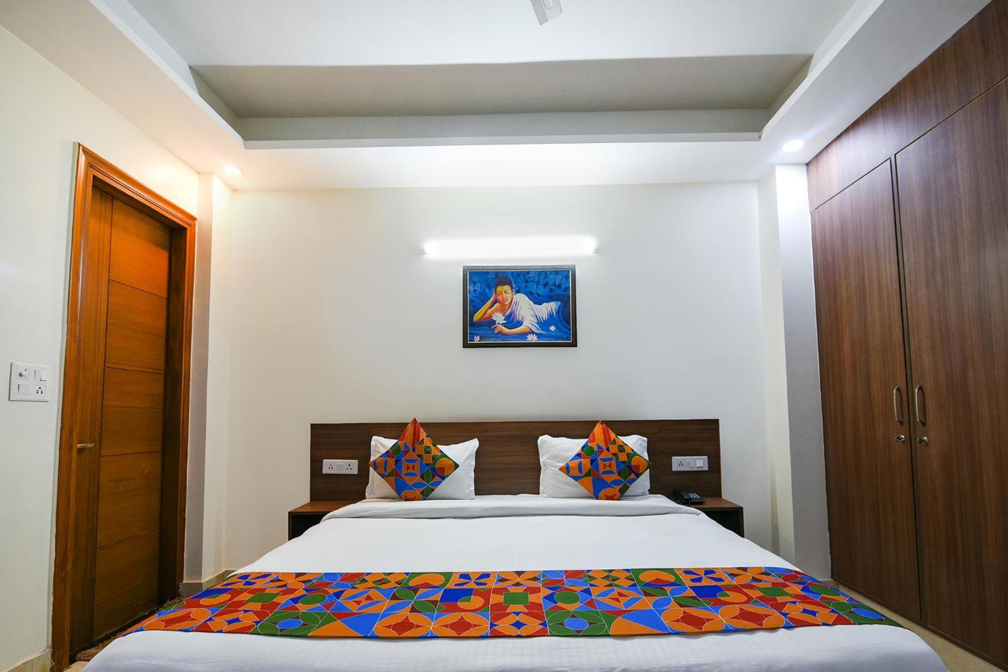 Fabhotel Indian I Gurgaon Exteriör bild