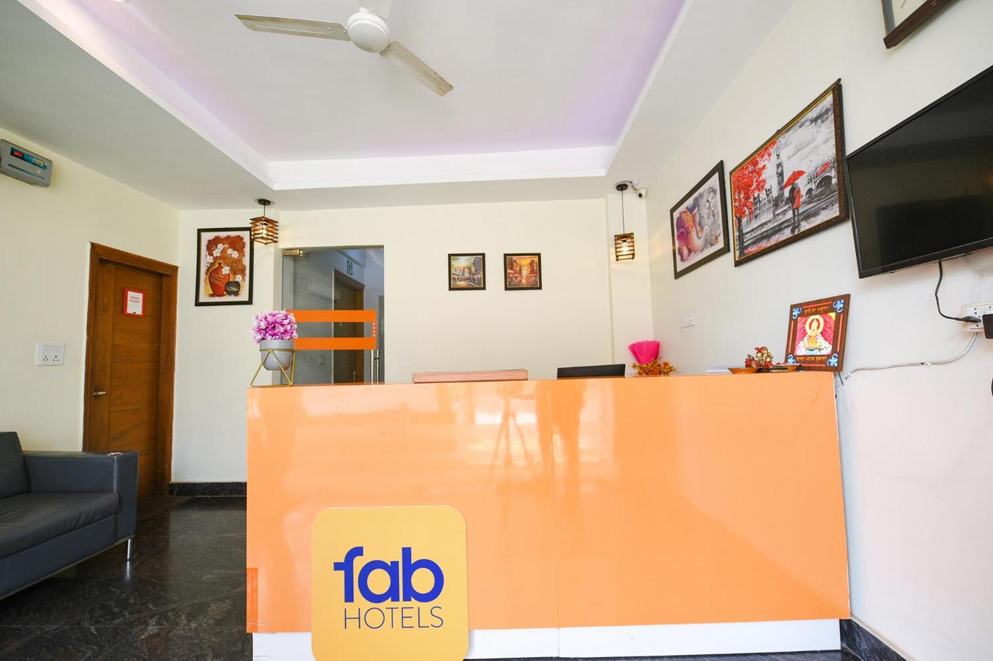 Fabhotel Indian I Gurgaon Exteriör bild